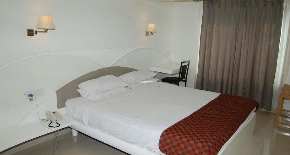Hotel Yash Grand, Ahmednagar, Ahmednagar 1